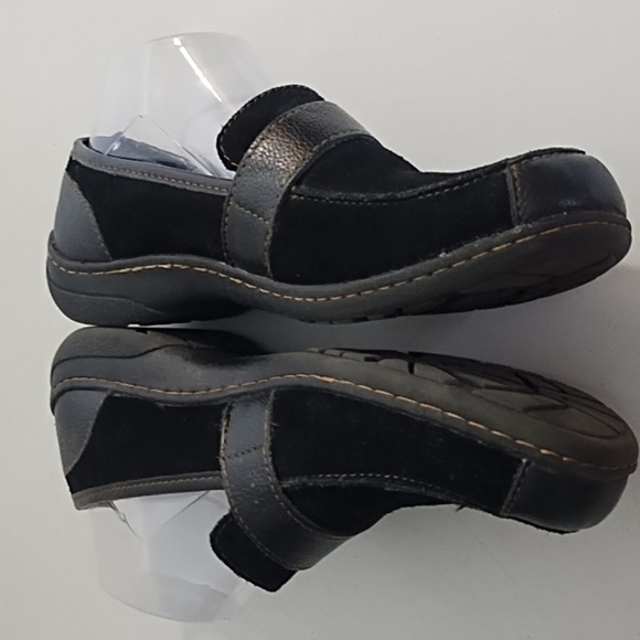 B*O*C Born Black Suede & Leather Loafer Shoes Rubber Bottoms Padded Insole - Picture 7 of 11